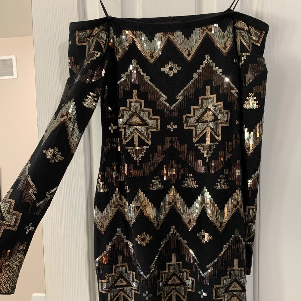 Express strapless dress with sequins